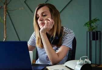 «Родители всю жизнь не учитывали мои интересы — теперь я сама не знаю, чего хочу»