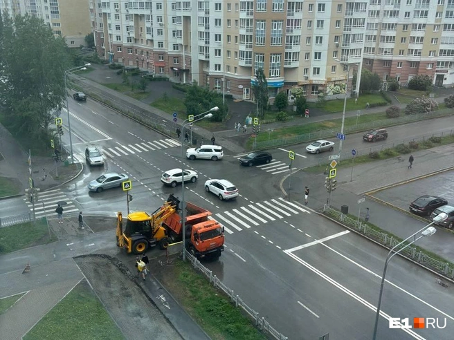 Обстановка на улицах Циолковского и Сурикова | Источник: читатель Е1.RU