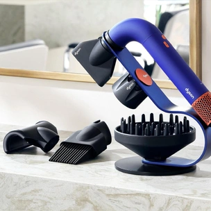 Ультрафутуристичный и ультратехнологичный: Dyson выпустил фен специально для профессионалов индустрии