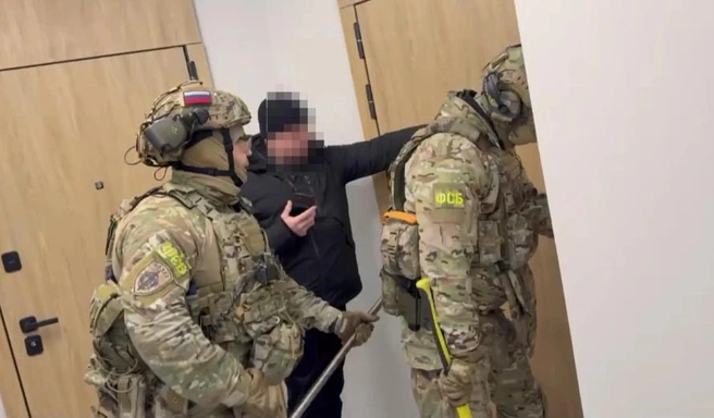 Обыски у Маргаряна проводили ФСБ и МВД при силовой поддержке Росгвардии | Источник: читатель 74.RU