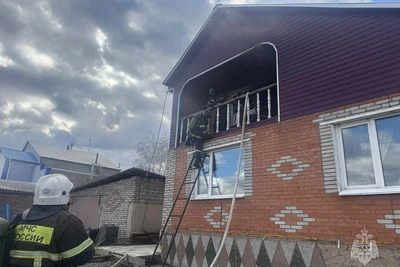 Неосторожность и замыкание проводки привели к пожарам в Хакасии