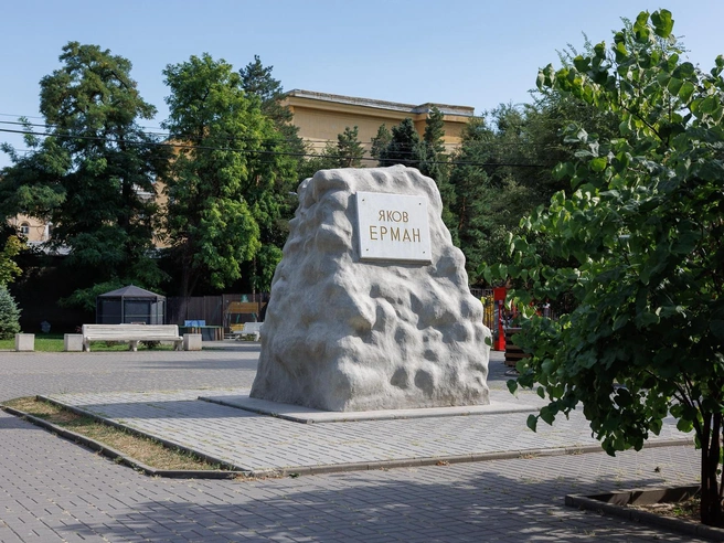 На участке реконструкции есть исторические памятники | Источник: Алексей Волхонский / V1.RU