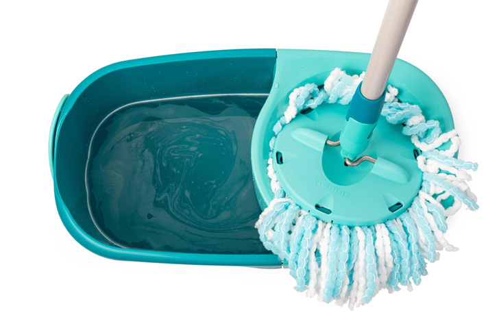 Как отмыть линолеум от пятен и въевшейся грязи в домашних условиях