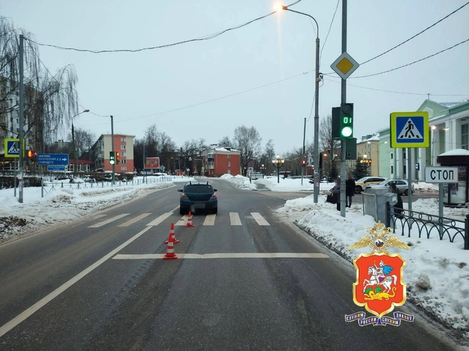 Водитель Opel сбил 12-летнюю девочку в подмосковном Подольске | Источник: Подмосковная полиция / T.me