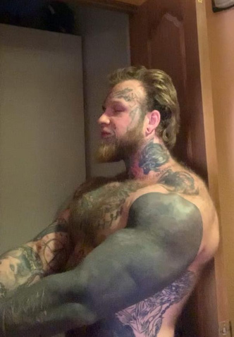 Как выглядит 31-летний сын Елены Яковлевой, который сделал на лице новые татуровки