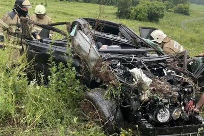 Водитель Mercedes погиб в опрокидывании на М-12
