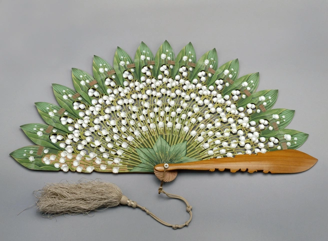 Веер-бризе «Ландыши», Австрия, конец 1860-х | Источник: Пресс-служба Государственного Эрмитажа