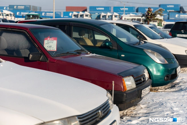 Рынок подержанных автомобилей стареет, поэтому средние цены на машины падают | Источник: Мария Ленц / NGS24.RU