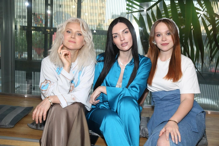 Группа «Фабрика» | www.starhit.ru