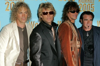 Высмеивают анонс биопика о Bon Jovi