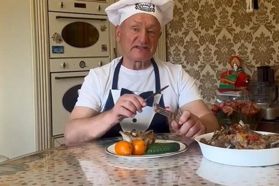 Политик из Югры поделился рецептом баранины с овощами