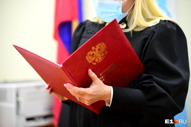 Медик повредил желудки шести омичей | Источник: Артём Устюжанин / E1.RU