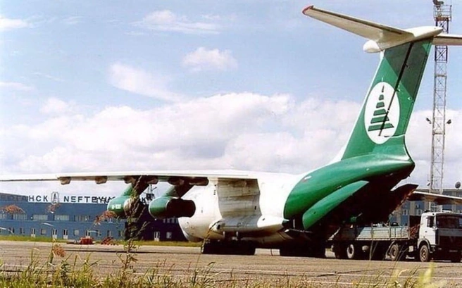 Аэропорт Нефтеюганска в конце 90-х годов | Источник: «Это Юганск, детка!»