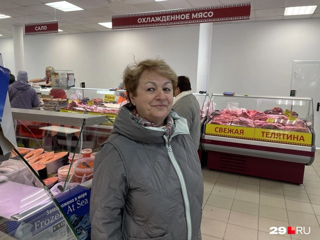 Людмила радуется пенсии и не обижается, что ее сократили | Источник: Антон Двнилов / 29.RU