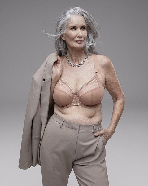 Возраст не помеха: откровенные фото 63-летней модели Николы Гриффин — вы будете в шоке