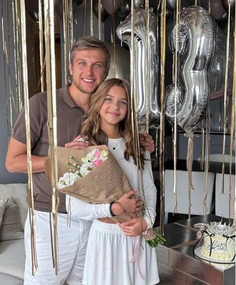 Анатолий и Елена воспитывают Милену, которой в июне исполнилось 13 лет