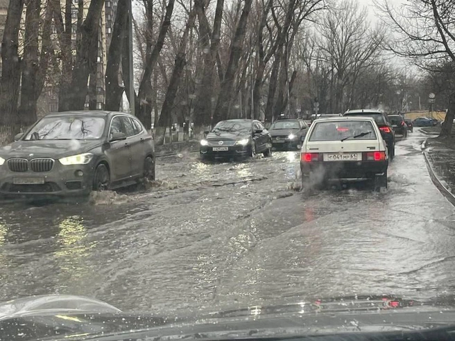 Дорогу на Оганова топит не впервые | Источник: «Военвед Ростов» / Telegram.org