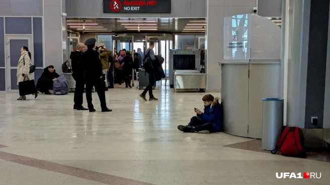 Туристы посидят в нашем аэропорту | Источник: Булат Салихов / UFA1.RU