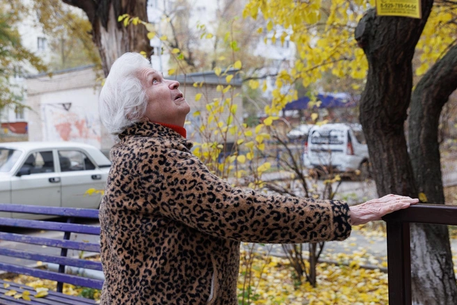 Пенсионеры с ужасом вспоминают, как пережили прошедшую ночь | Источник: Алексей Волхонский / V1.RU