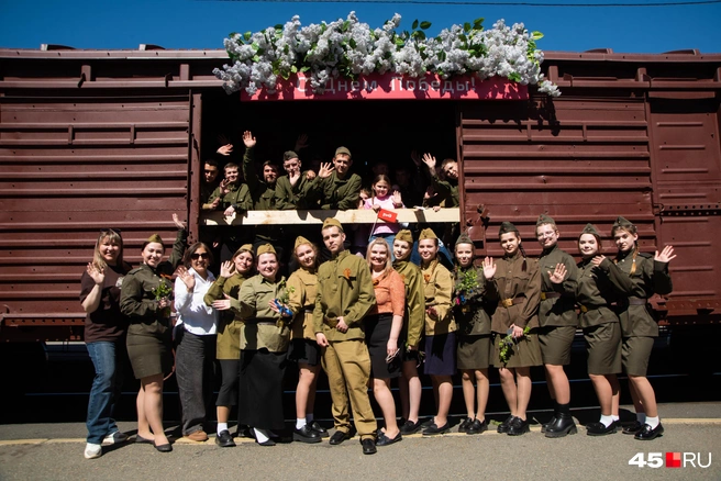 Фото на память | Источник: Надежда Тихомирова / 45.RU