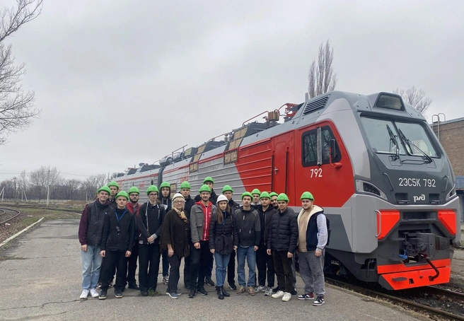 Предприятие и учебное заведение сотрудничают для повышения качества подготовки инженерных кадров | Источник: НЭВЗ