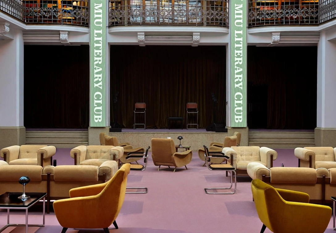 Miu Miu Literary Club | Источник: Miu Miu
