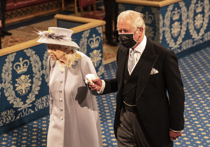 Британский журналист случайно похоронил Елизавету II вместо принца Филиппа
