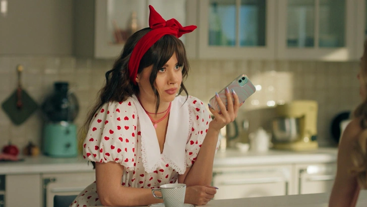 Олеся Иванченко сыграла главную роль в сериале «Няня Оксана» | www.starhit.ru