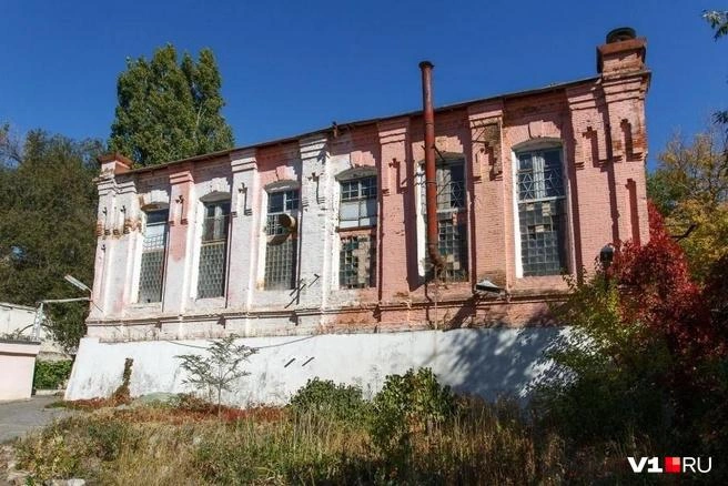 Завершить восстановление водокачки должны до конца 2030 года | Источник: Алексей Волхонский / V1.RU