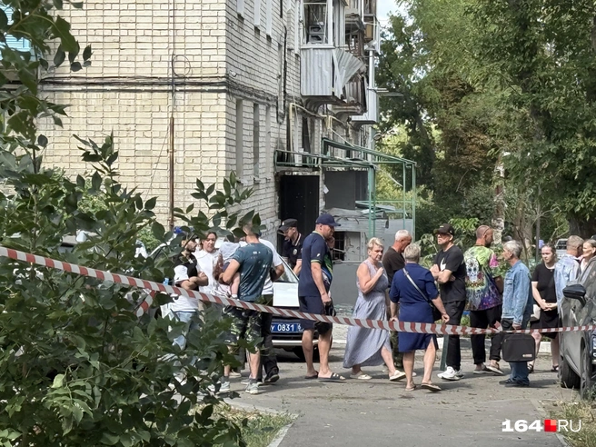 Людей в квартиры пока не пускают | Источник: Сергей Петунин / 164.RU