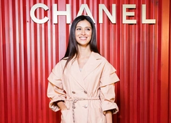 Равшана Куркова на показе Chanel в Москве, 31 мая