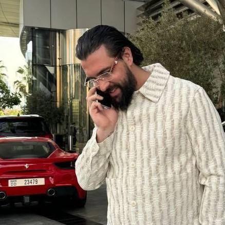 Нашли в гостинице: названа причина смерти ведущего и отца четверых детей Антона Штейна