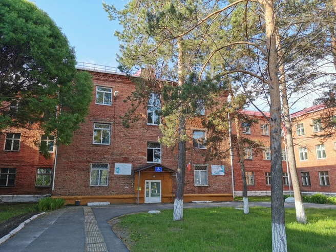 Дети сейчас вынужденно учатся дома | Источник: sh-int14-omsk-r52.gosweb.gosuslugi.ru