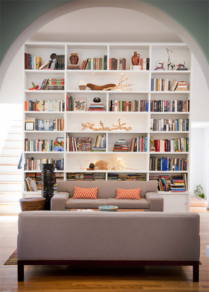 По местам: как разместить книги в квартире