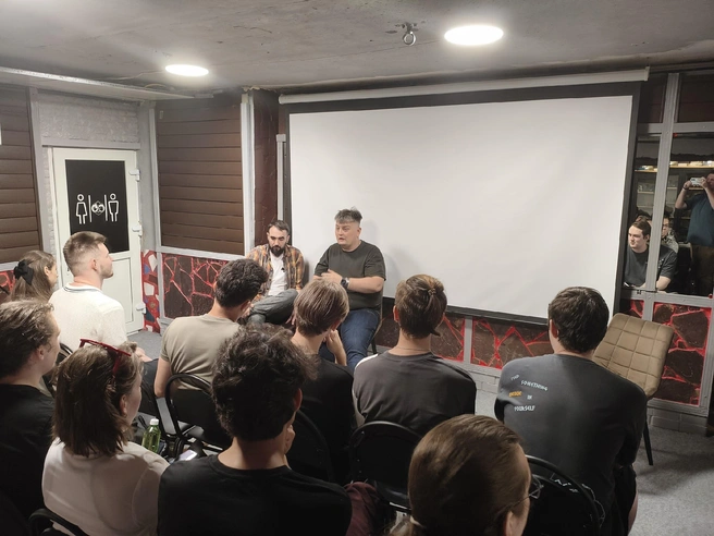 Один из тематических митапов | Источник: Антон Вальтон