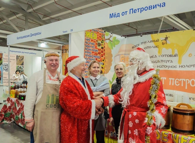 Для новогодних подарков гостям предложат натуральную косметику, одежду, украшения ручной работы, пледы, унты и многое другое | Источник: City-n.ru
