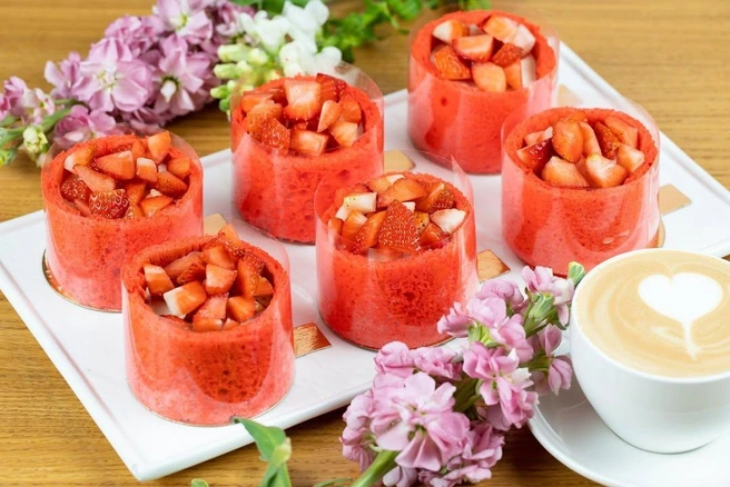 Хорошее заведение для сладкоежек | Источник: theo.cafe / Instagram.com (экстремистская организация, деятельность запрещена на территории РФ)