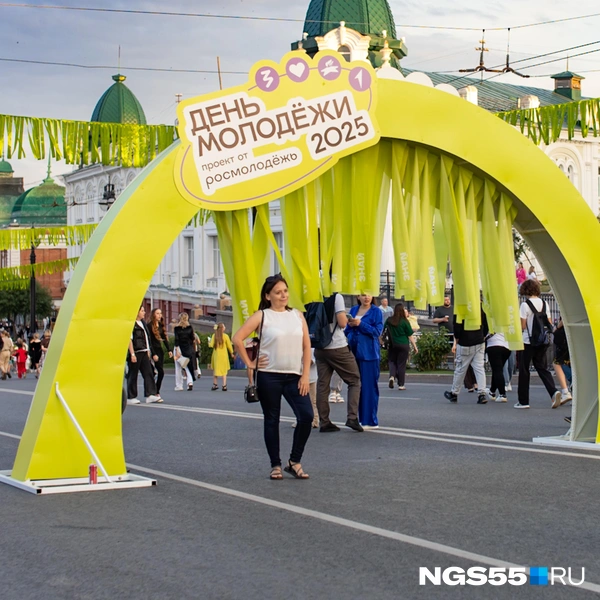 Кто-то фотографировался на память  | Источник: Кирилл Башинский / NGS55.RU 