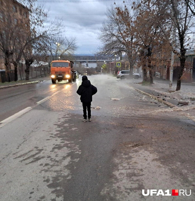 Наступать туда точно не стоит | Источник: UFA1.RU