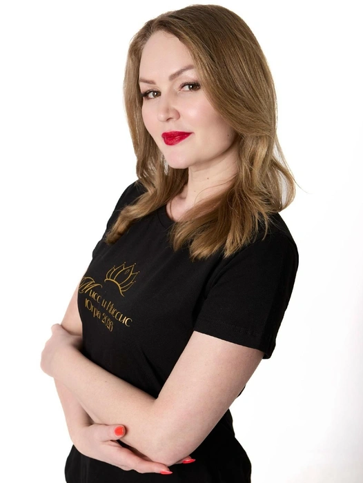 Арина Илинбаева, 42 года, Ханты-Мансийск | Источник: «Мисс и Миссис Югра&nbsp;— 2026» / «ВКонтакте»