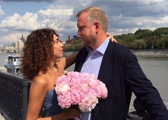 Супруга Сергея Капкова подарила ему дочь