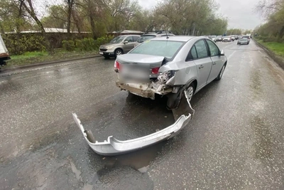 Женщина госпитализирована после ДТП с тремя авто в Оренбурге