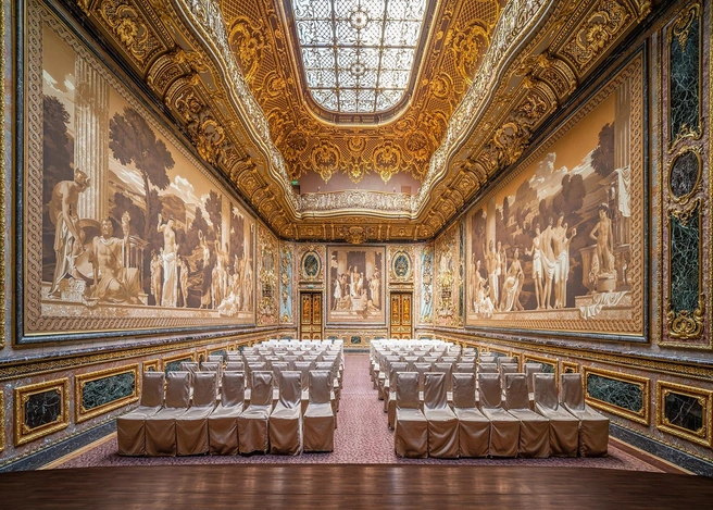 Не во все театры фотографу удавалось прорваться | Источник: Евгений Доманов