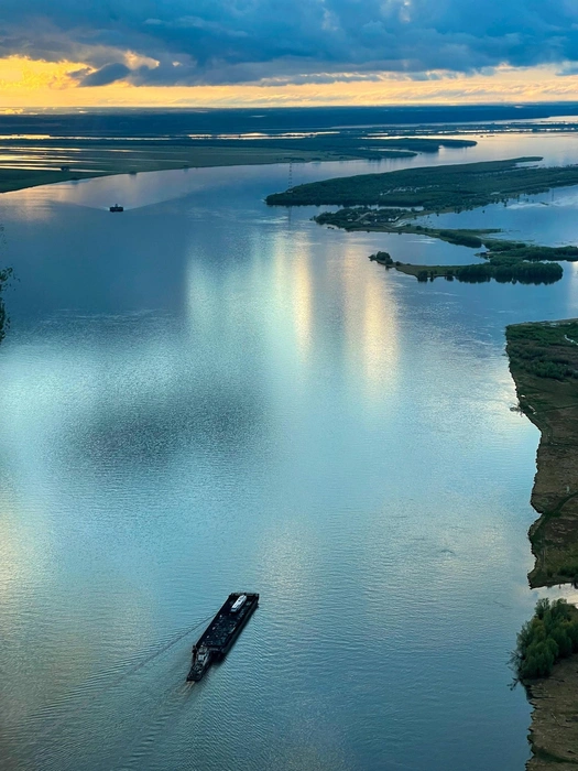Река Иртыш  | Источник: cheshirskij_kote / Instagram (экстремистская организация, деятельность запрещена на территории РФ)
