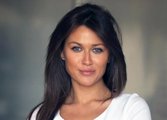 Уход с ТВ, запрет сниматься для журнала. Чем Анна Кастерова жертвовала в браке с Малкиным, который все равно рухнул