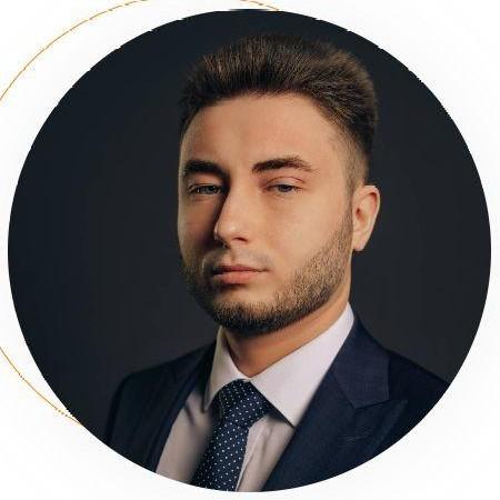 <p>Константин Кузнецов</p>