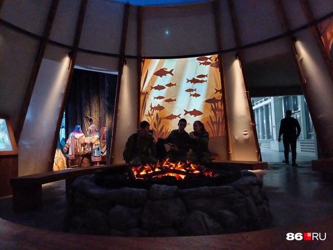 Зал получился очень атмосферным | Источник: Мария Гришкина / 86.RU