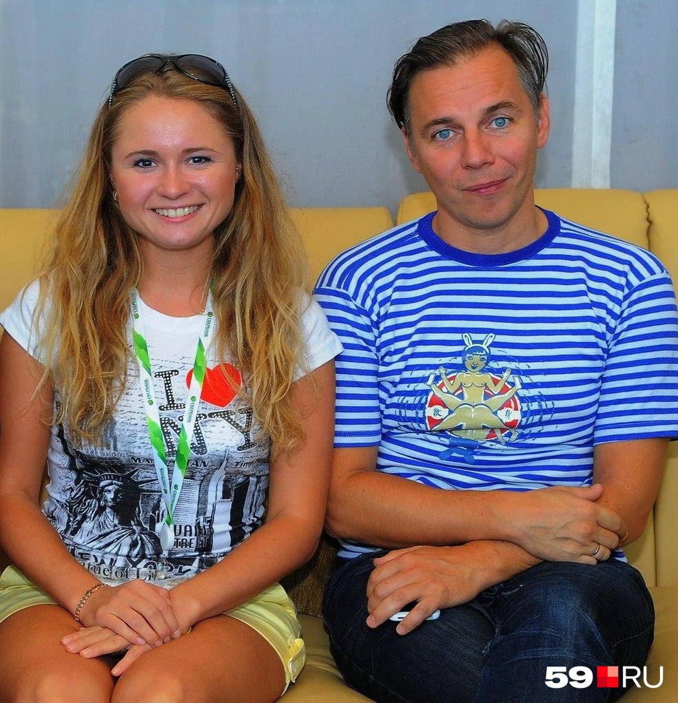 За этой фотографией Ирина не охотилась: она случайно встретила Илью Лагутенко в ресторане Ижевска  | Источник: Ирина Тропина 