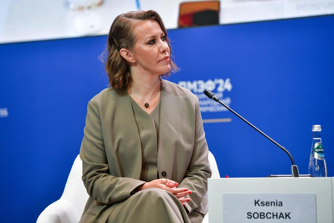 «Работаем в России»: Собчак заявила, что в одном из ее интервью нашли признаки ЛГБТ*-пропаганды | Источник: Артем Устюжанин / MSK1.RU