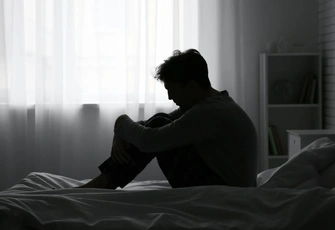 «Не понимаю, почему девушка ушла от меня. Как справиться с виной и обидой, если я созависимый?»